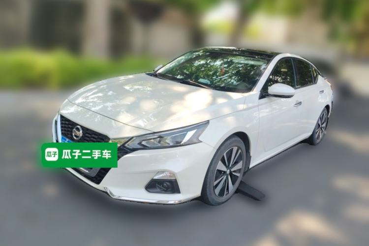 Nissan Altima 2021 — фото 1