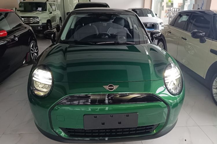 MINI Electric Cooper 2024 — 2