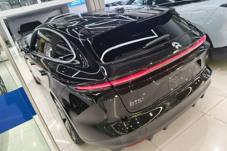 NIO ET5T 2024 — 4