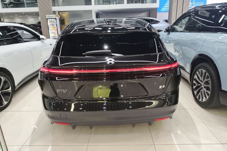 NIO ET5T 2024 — 5