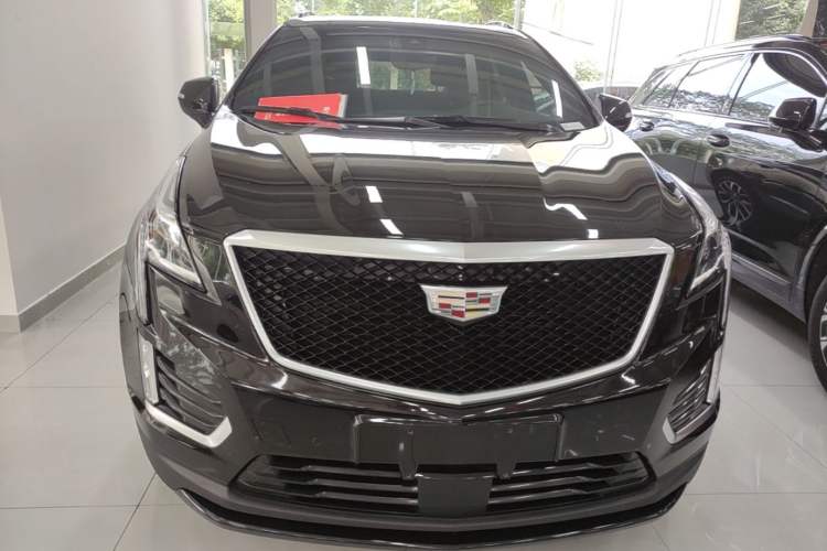 Cadillac xt5 2023 — фото 2
