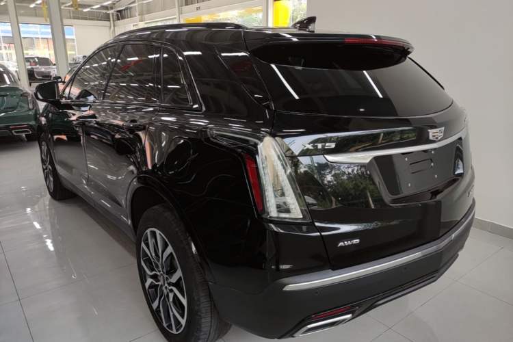 Cadillac xt5 2023 — фото 4