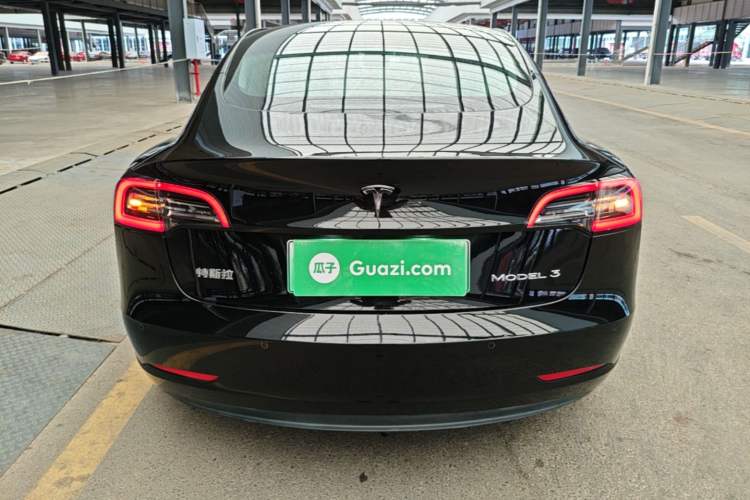 Tesla Model 3 2020 — 5