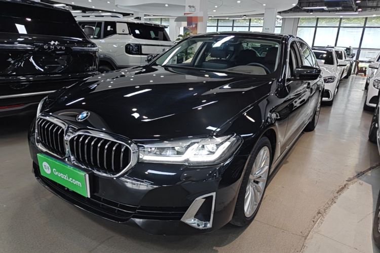 BMW 530Li 2021 — фото 1