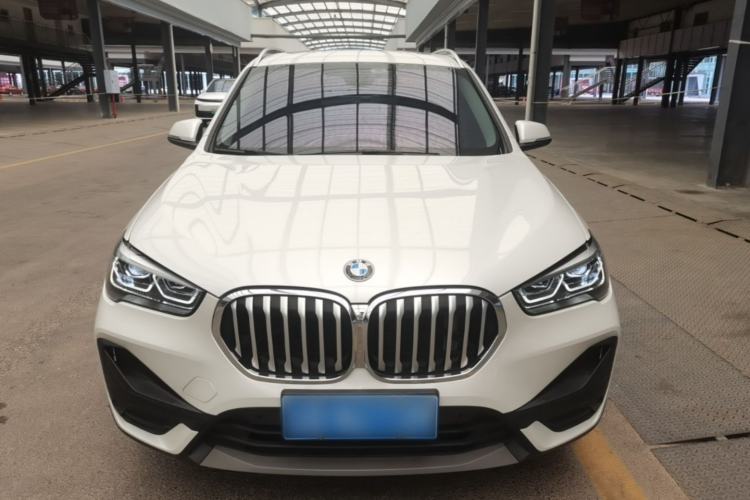BMW X1 2022 — фото 2