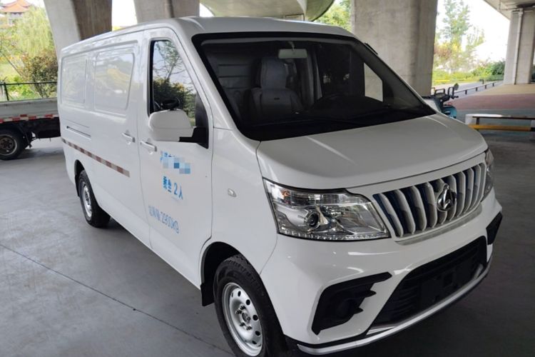 ChangAn Ruixing EM80 2023 — 3