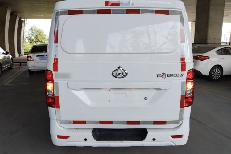 ChangAn Ruixing EM80 2023 — 5