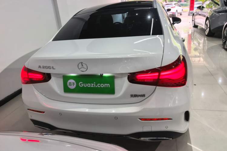 Mercedes-Benz A 200 L 2025 — 5