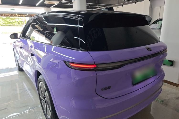 NIO ES8 2024 — 4