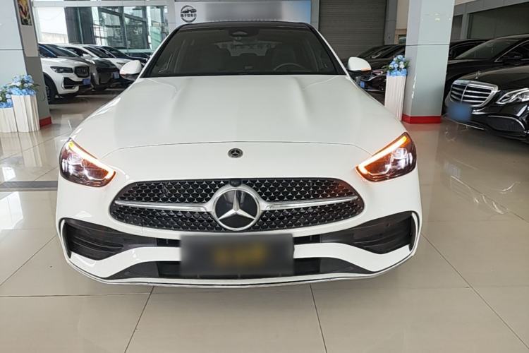 Mercedes-Benz C 260 L 2024 — 2