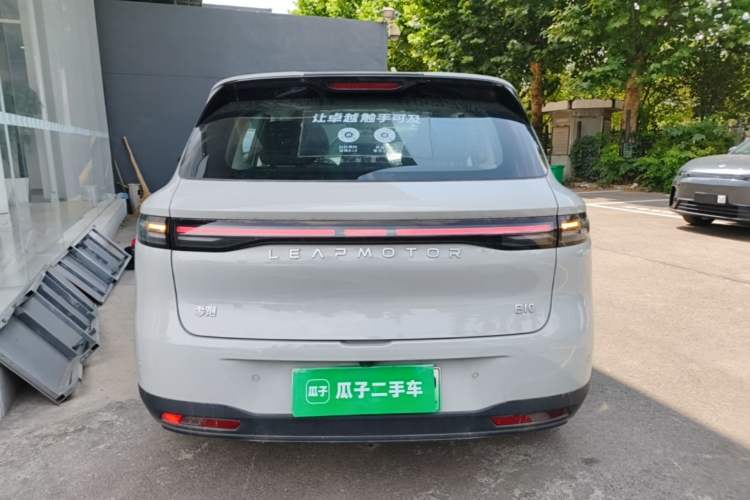 Leapmotor B10 2025 — 5