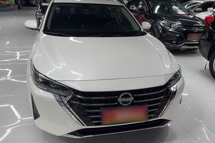 Nissan Sentra 2023 — 3