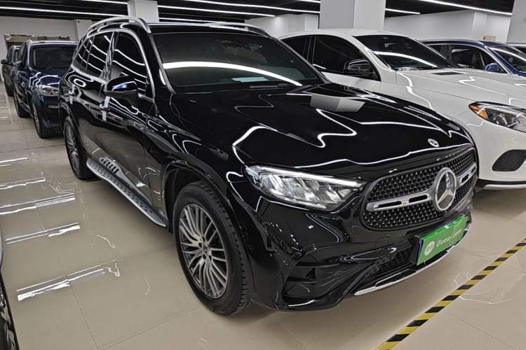 Mercedes-Benz GLC 300 L 2024 — фото 3