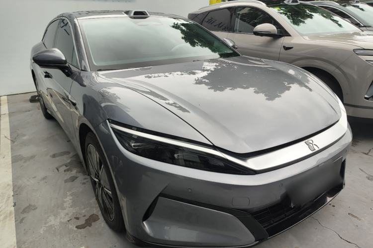 BYD Han L 2025 — 3