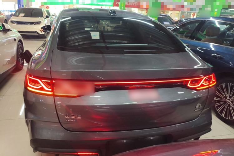BYD Qin L 2025 — фото 5