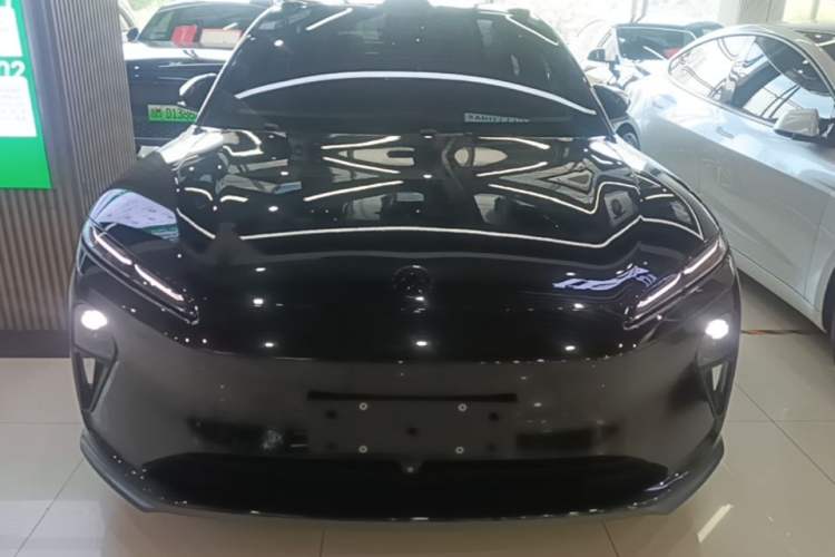 NIO ET5 2022 — 2