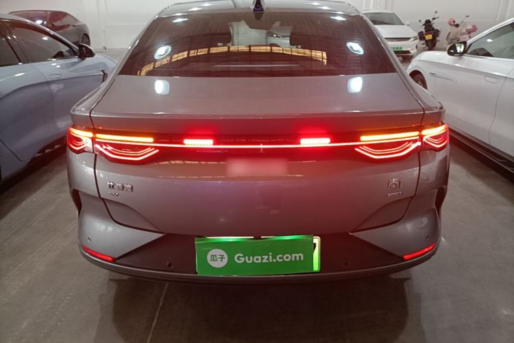 BYD Qin L 2025 — 5