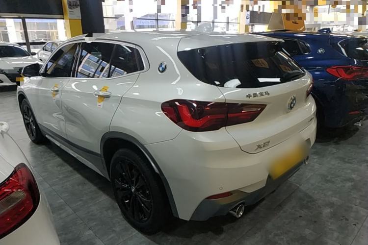 BMW X2 2023 — фото 4