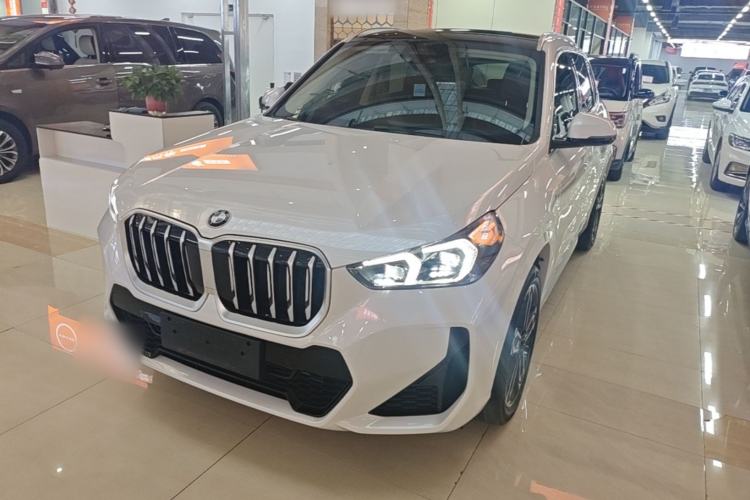 BMW X1 2024 — фото 1