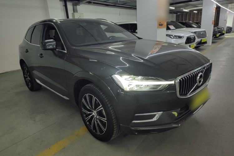 Volvo XC60 2021 — 3