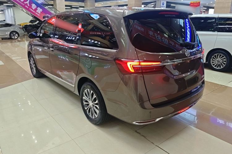 Buick GL8 2021 — 4