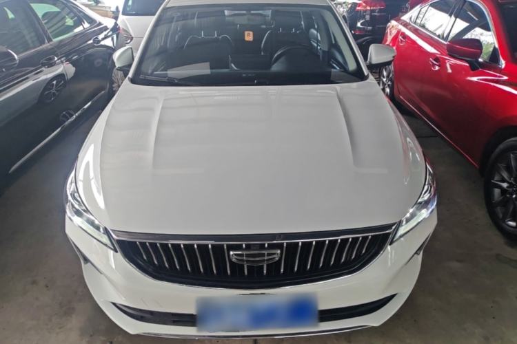 Geely Emgrand 2022 — 2