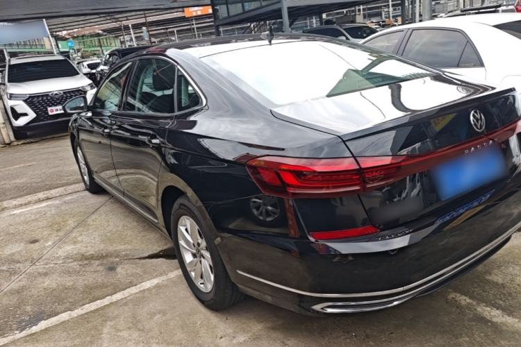 Volkswagen Passat 2024 — 4