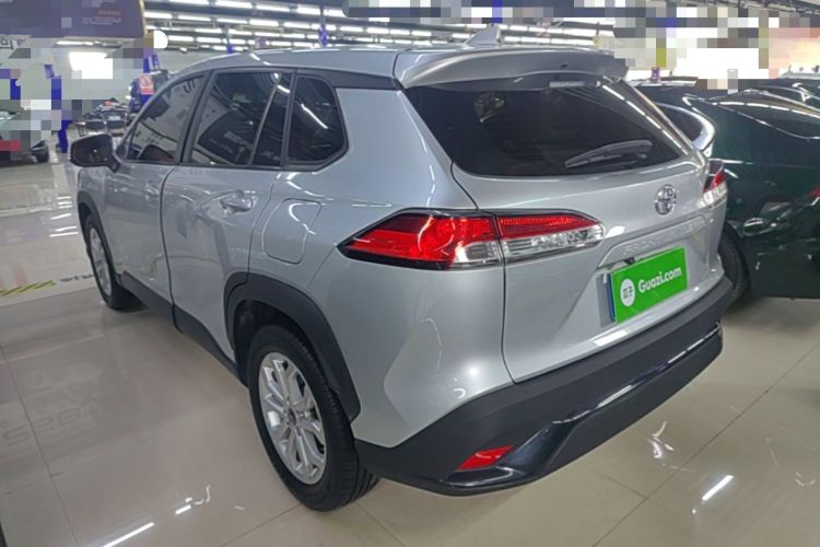 Toyota Corolla Cross 2022 — фото 4