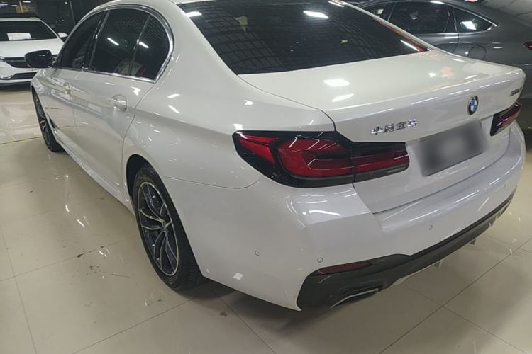 BMW 525Li 2021 — 4