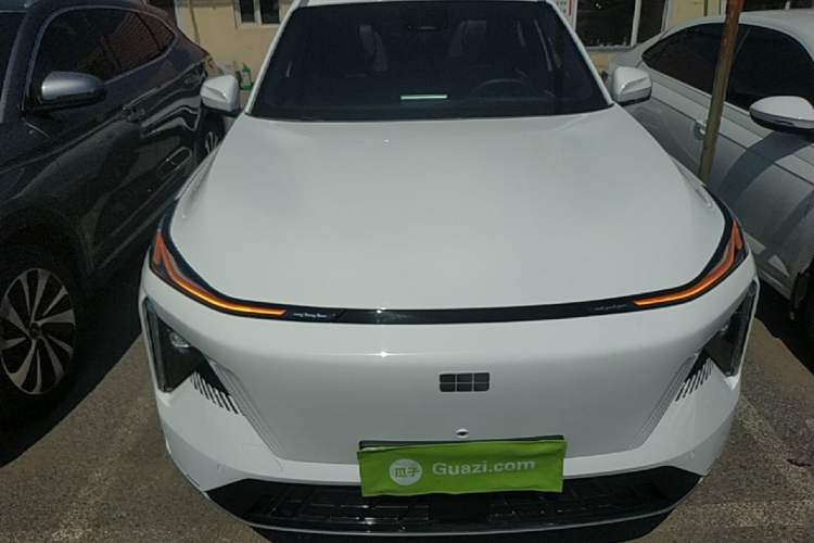 Geely Galaxy L7 2024 — 2