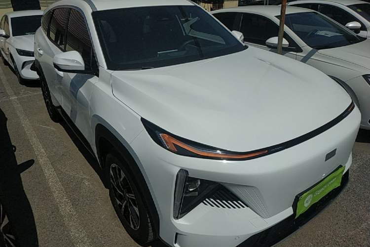Geely Galaxy L7 2024 — 3