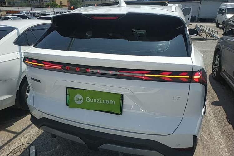 Geely Galaxy L7 2024 — 5