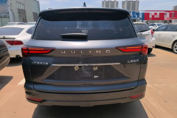 Wuling Victory 2022 — 5
