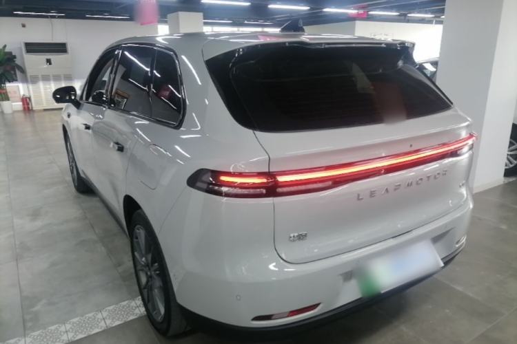 Leapmotor C10 2026 — 4