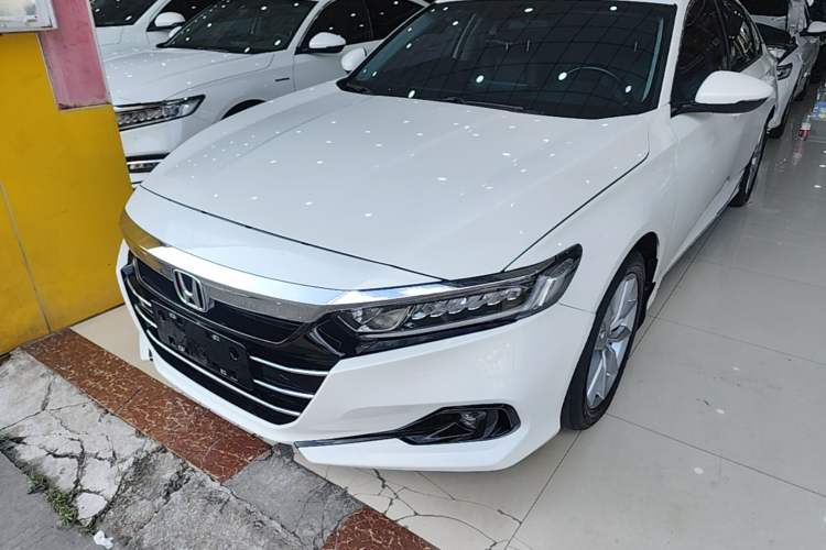 Honda Accord 2022 — фото 1