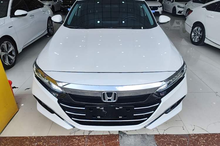 Honda Accord 2022 — фото 2