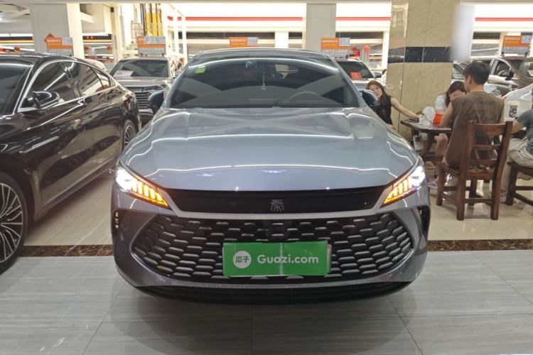 BYD Qin Plus 2025 — фото 2