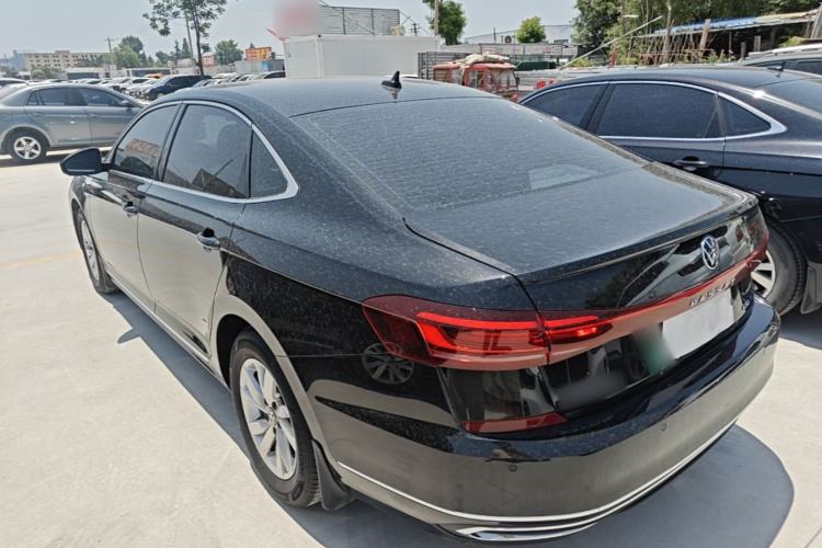 Volkswagen Passat 2022 — фото 4