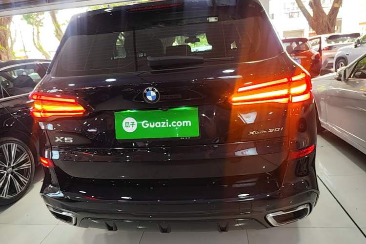 BMW X5 2022 — 5