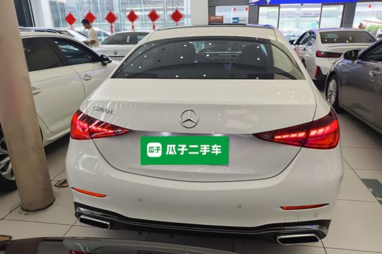 Mercedes-Benz C 260 L 2024 — 5