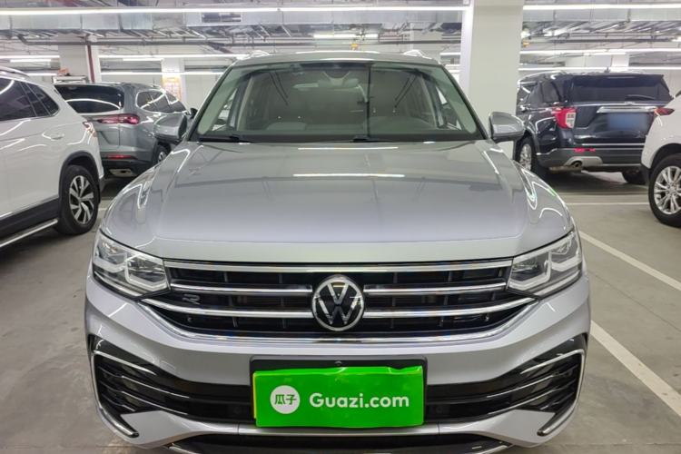 Volkswagen Tiguan L 2023 — фото 2