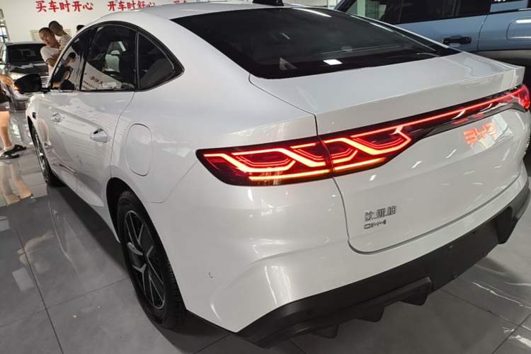 BYD Qin L 2025 — фото 4
