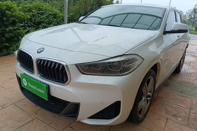 BMW X2 2021 — фото 1