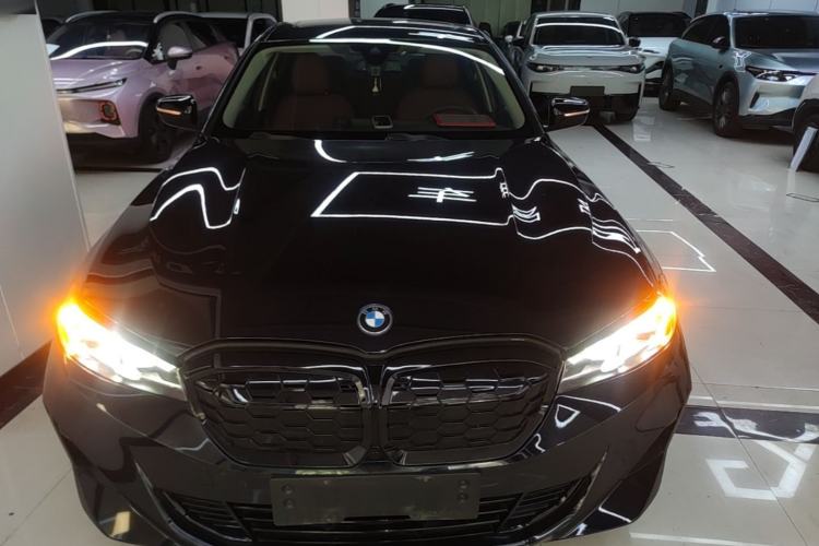BMW i3 2023 — 2