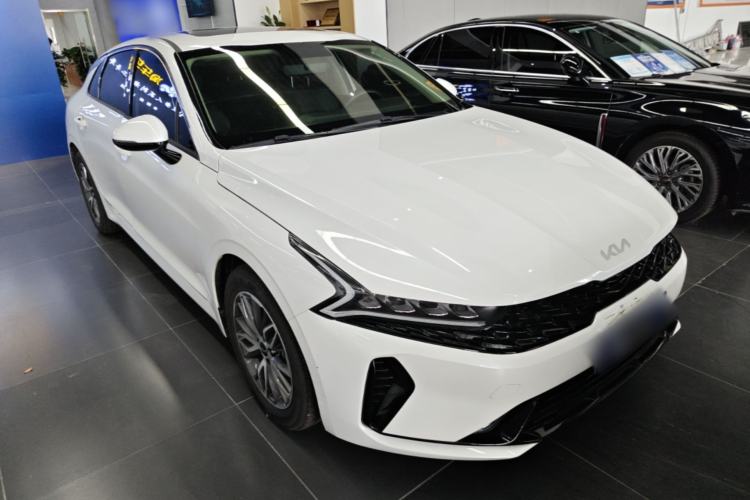 Kia K5 2021 — 3