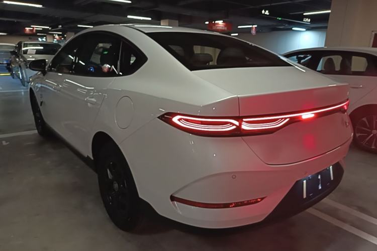 BYD Qin Plus 2025 — фото 4