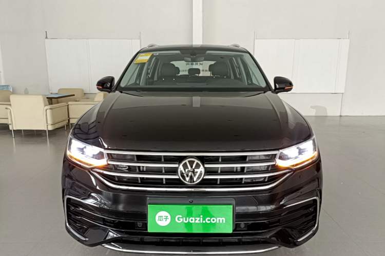 Volkswagen Tiguan L 2024 — 2