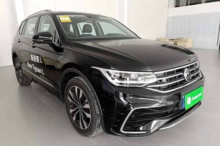 Volkswagen Tiguan L 2024 — 3