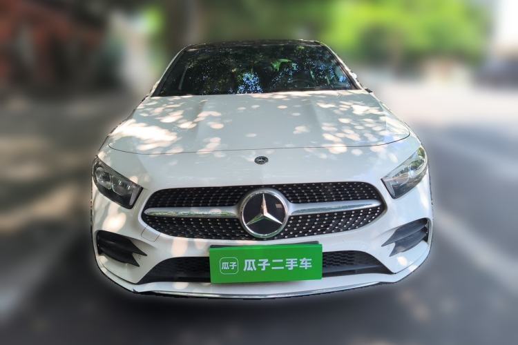 Mercedes-Benz A 200 L 2020 — фото 2