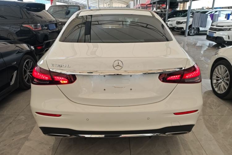 Mercedes-Benz E 300 L 2022 — 5